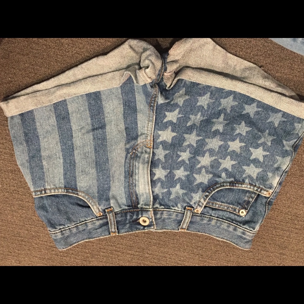 Top shop American flag shorts